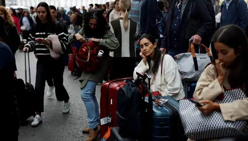İspanya'da Kablo Hırsızlığı: Yolcular Trenlerde Mahsur Kaldı, Kaos Başladı!