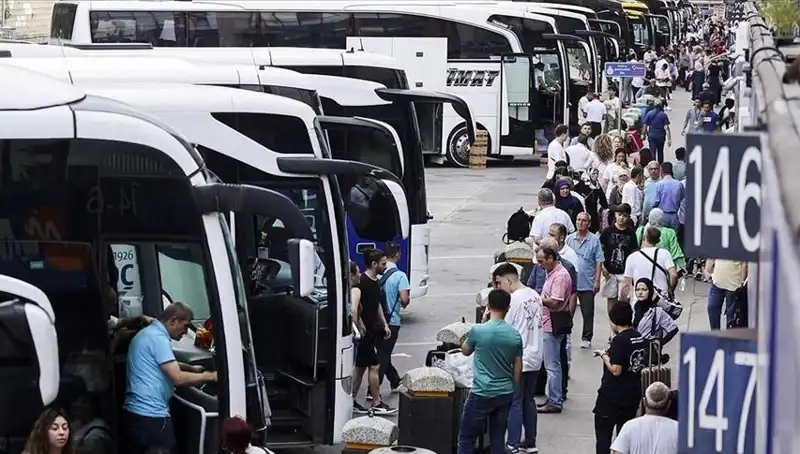 İstanbul'u Terketmekte Olan 369 Bin Kişi: Nedenleri ve Sonuçları