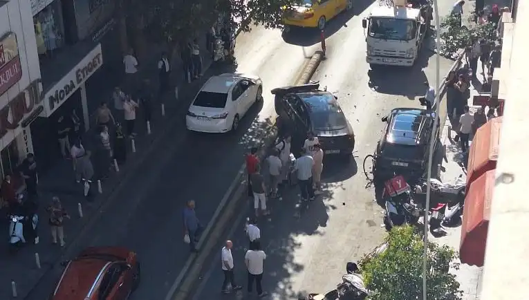 İranlı Sürücünün Şaşkına Çeviren Olayı, Trafiği Felç Etti!