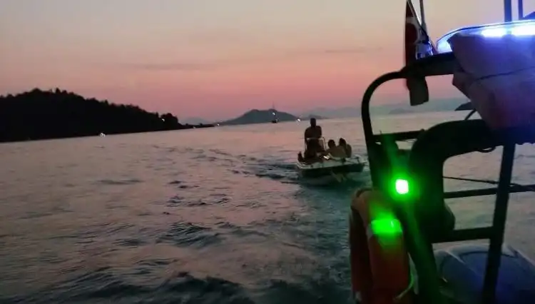 Fethiye Açıklarında Sürüklenen Teknedeki 4 Kişi Kurtarıldı: Detaylar Burada!
