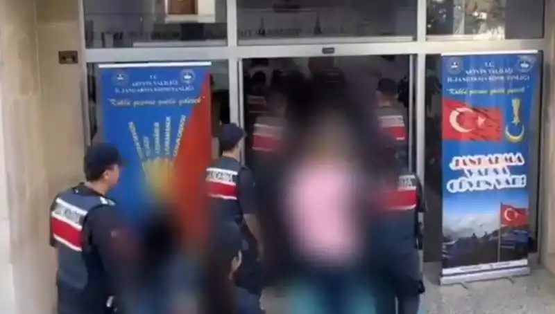 30 İlde FETÖ Operasyonu: 65 Tutuklama Gerçekleşti