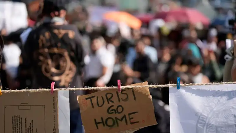 Meksika'da Turist Akınına Tepki: Yerel Halk Protesto Düzenledi
