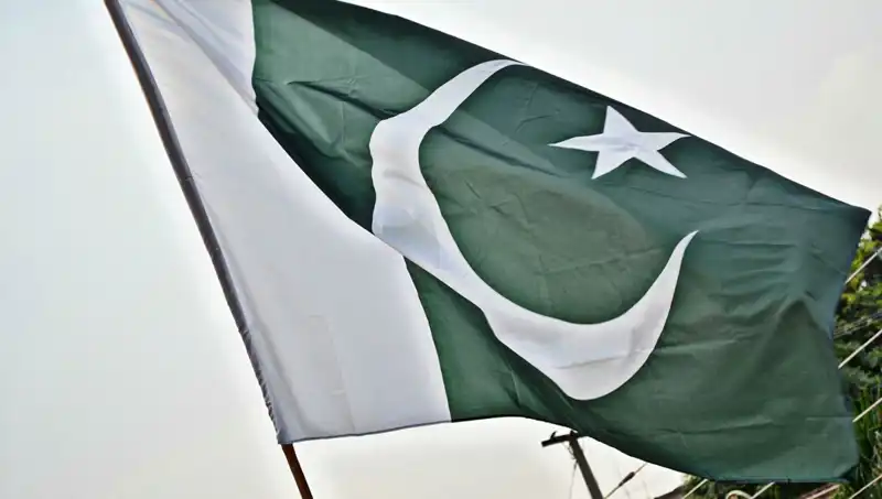 Pakistan'da Çöken Bina Felaketi: Ölü Sayısı Alarm Veriyor!