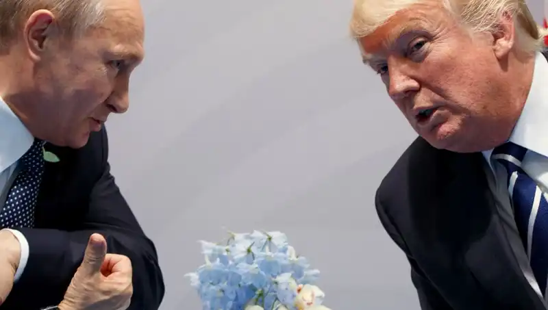 Trump’tan Şaşırtan Açıklama: Putin İle İlişkisi Sona Ermedi!
