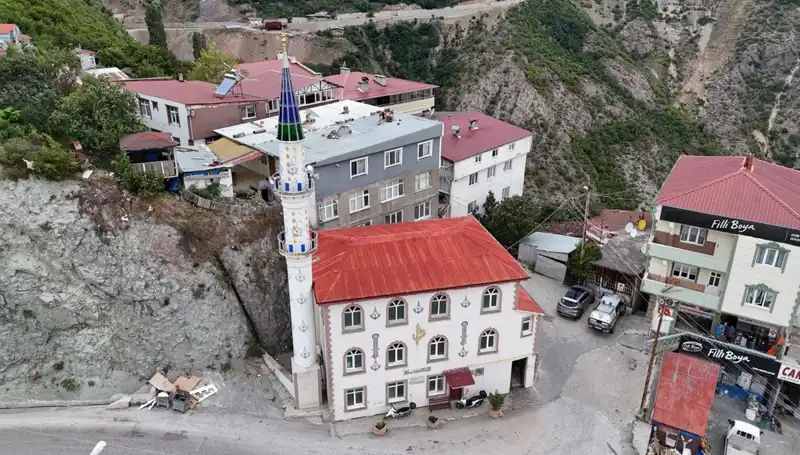 Yurdun Dört Bir Yanından Çelik Minare Siparişleri Yağıyor: Neden Bu Kadar İlgi Var?