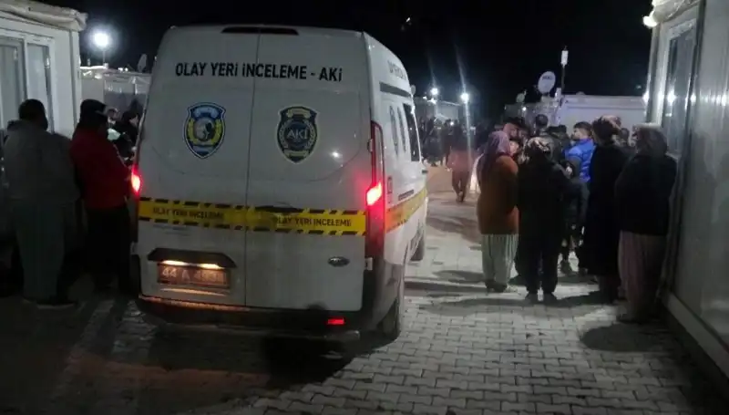 Husumetliler Arasındaki Silahlı Kavga Kanlı Bir Çatışmaya Dönüştü