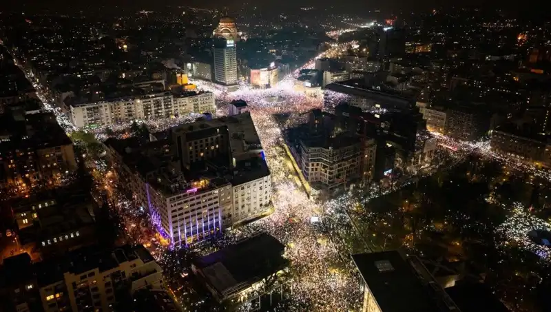 Belgrad'da Öğrenci Protestoları: Sırbistan Sokaklarında Yükselen Tepkiler