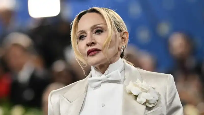 Madonna'nın Yeni Diyeti: Kanserle Mücadele İddiaları ve Tartışmalar