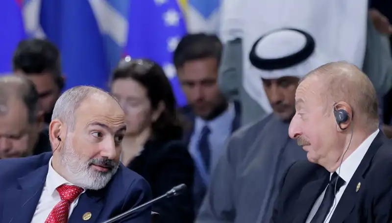 Azerbaycan ve Ermenistan Liderleri Barış İçin Tarihi Bir Görüşme Gerçekleştiriyor