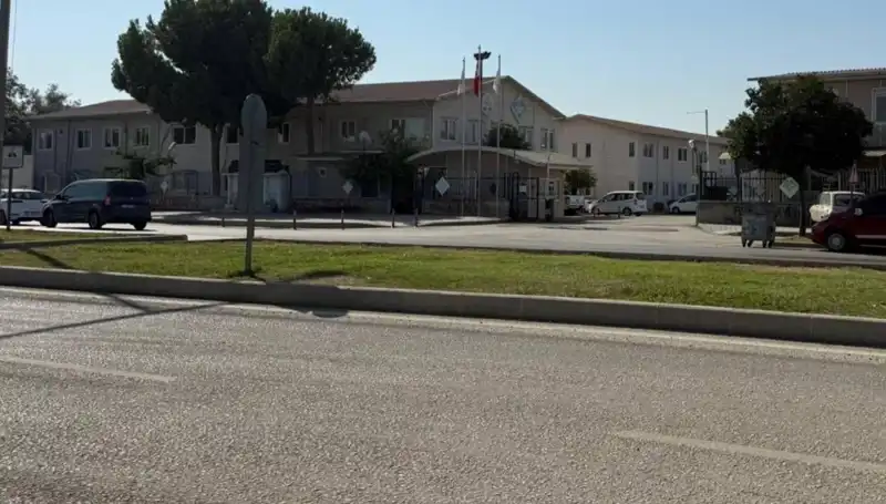 Adana'da Amir Şok Edici Bir Olayda İşçiyi Tabancayla Vurdu