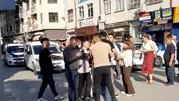 Trafikte Darp Edilen Gazinin Anları Şok Etti: Olay Kameralarda!