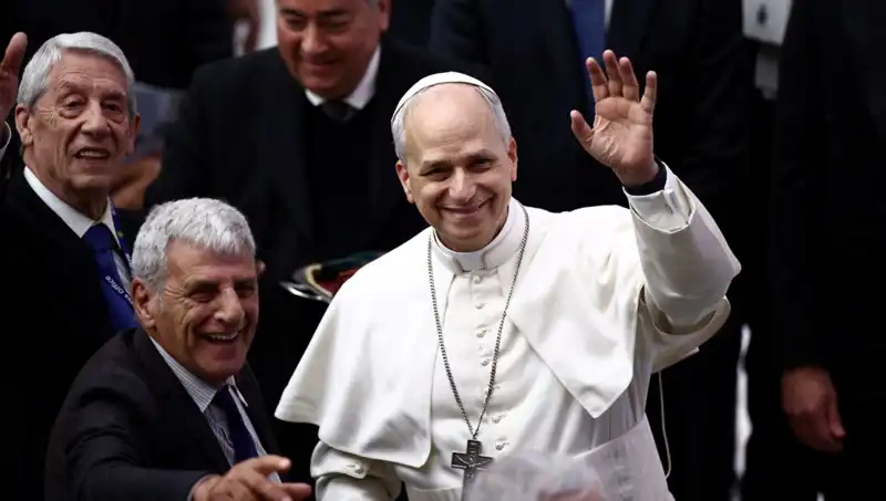 Papa Leo'nun Soyadındaki Aşk Hikayesi: Tarihin Kalbindeki Sır