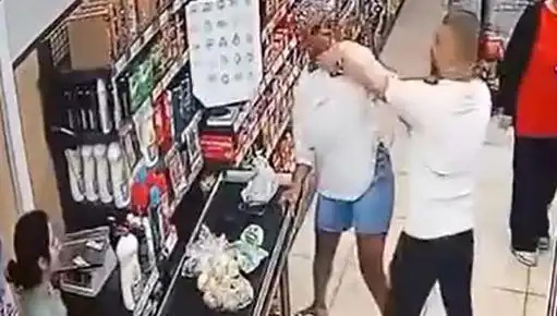Markette Kasa Sırasında Yaşanan Olay: Çocukların Gözleri Önünde Kadına Saldırıldı