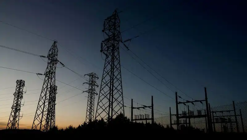 İzmir'de Elektrik Kesintileri: Hangi İlçeler Etkilenecek?