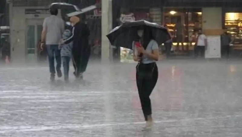 Marmara Bölgesi'nde Serin Hava ve Yağış Uyarıları: Neler Olacak?