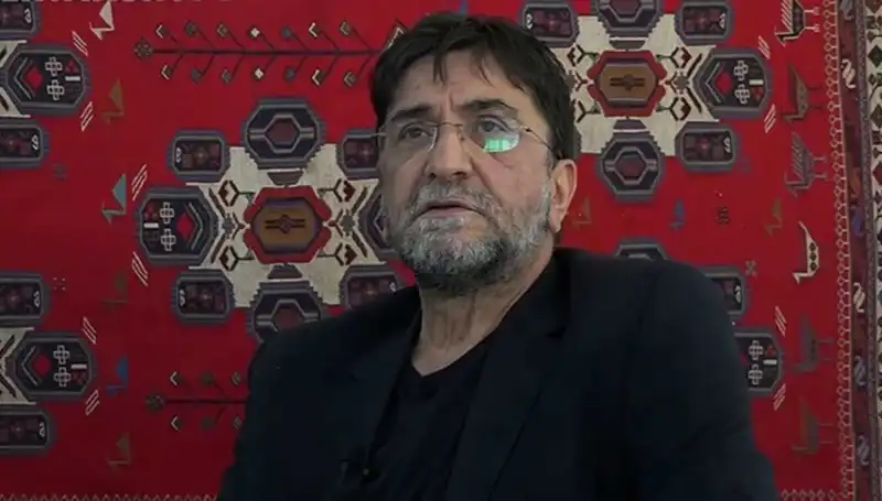 Türk Medyasının Yıldızı Nihat Genç Hayatını Kaybetti
