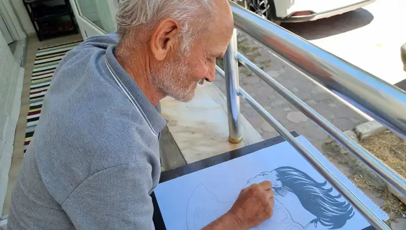 Emekli Olduktan Sonra Sanat Dünyasına Adım Attı: Hayranlık Uyandıran Resimler