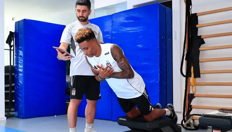 Beşiktaş'ta Sezon Öncesi Sağlık Kontrolleri Başladı: Futbol Takımı Hazırlıklara Hız Verdi
