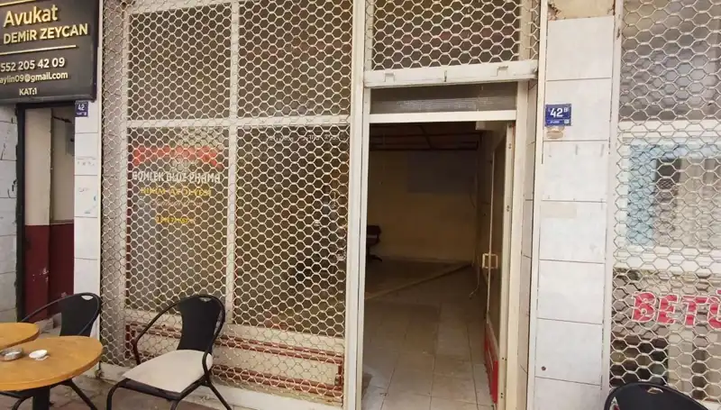 Yarım Asırlık Dükkan Tarihe Karıştı: Sadece İsmi Kaldı