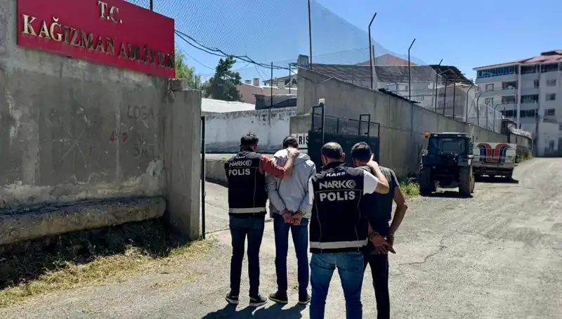 Kars'ta Uyuşturucu Operasyonu: İki Kişi Tutuklandı, Neler Yaşandı?