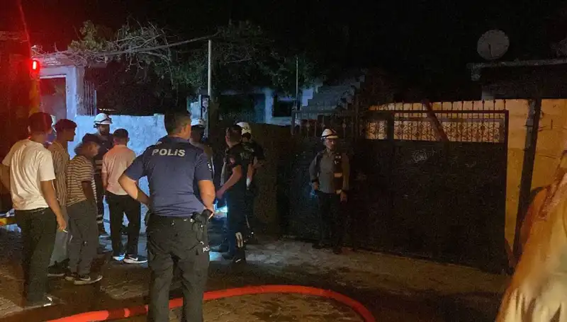 Ailesinin Evinin Alevlere Dönüşmesi: Linç Tehlikesi ve Polis Müdahalesi