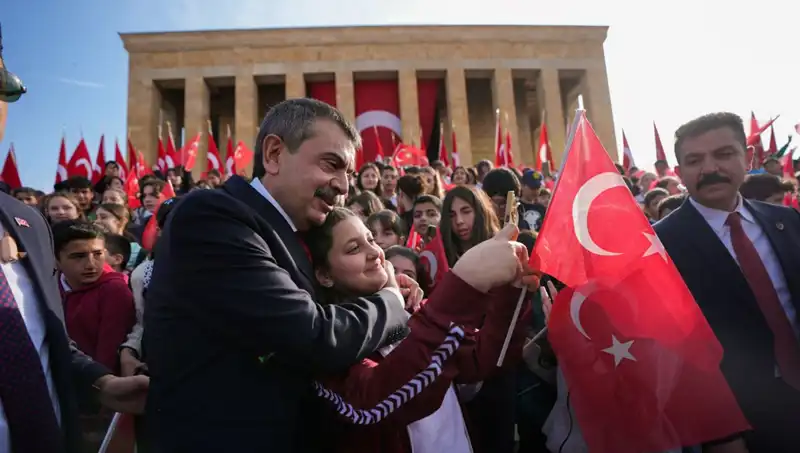 Bakan Tekin, Çocuklarla Anıtkabir'de Geçen Anlam Dolu Bir Gün