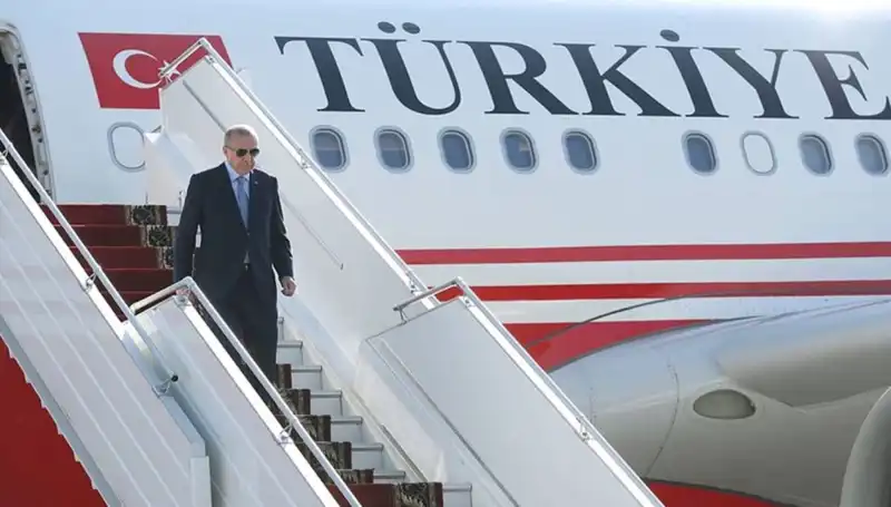 Cumhurbaşkanı Erdoğan, İtalya Gezisi Sonrası Türkiye'ye Döndü