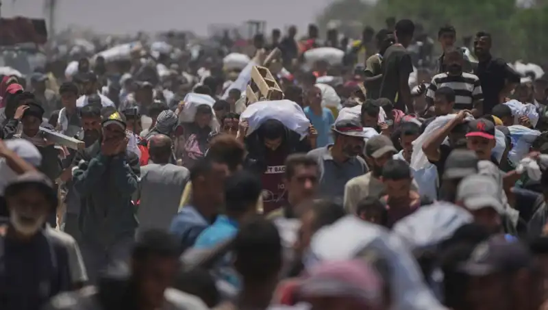 İsrail Saldırılarının Bilançosu: 798 Filistinli Hayatını Kaybetti, Yardım Bekliyor