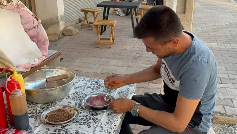 Toros Dağları'nın Zirvesinden Sofralara: Tabağı 50 TL'ye Satıyor