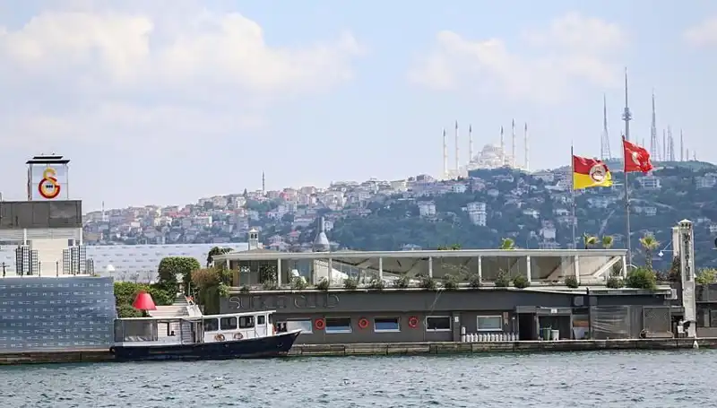 2. Abdülhamid'in Mirasçıları Galatasaray Adası için Dava Açtı: 15 Yıllık Mücadele Bitti