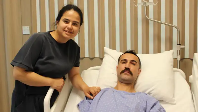 32 Yaşında Kalın Bağırsak Kanseri Teşhisi: Mide Kanaması Zannedilen Tehlike
