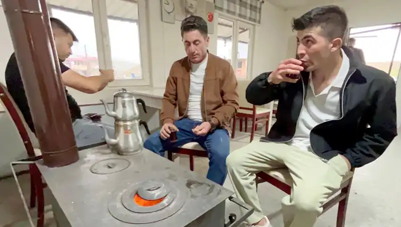 Temmuz Ortasında Soba Yakmak Zorunda Kaldılar: Bir İl 0 Dereceyi Gördü!