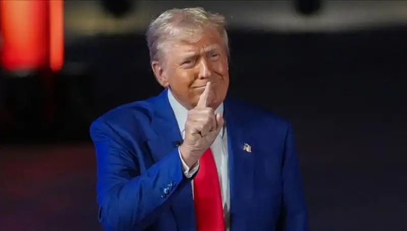 Trump, Wall Street Journal'ı Basın Havuzundan Çıkardı: Epstein'ın Mektubu Gündem Oldu