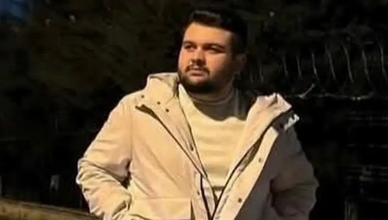 Kız Arkadaşını Rahatsız Ettiği İçin Kalbinden Vurularak Öldürüldü!