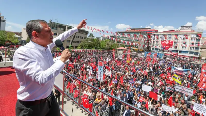 Özgür Özel: "Örgütün Silah Bırakmasını Destekliyoruz" Açıklamasıyla Dikkat Çekti