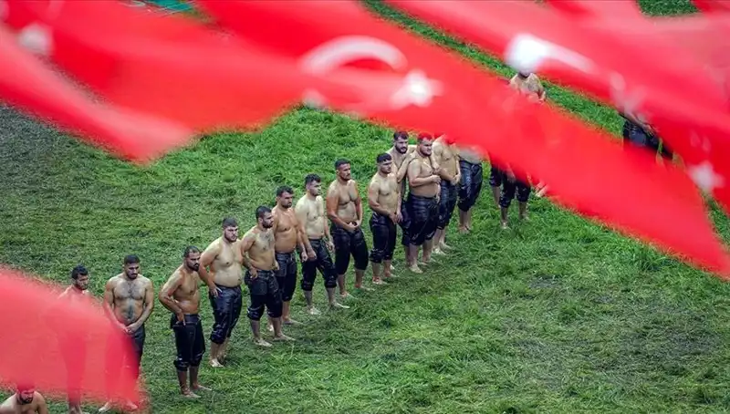 664. Tarihi Kırkpınar Yağlı Güreşleri Başlıyor: Heyecan Dolu Anlar Bekleniyor