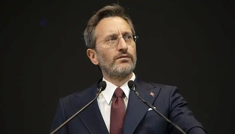 Fahrettin Altun'dan Özgür Özel Açıklamalarına Sert Yanıt: Gerçekler Farklı