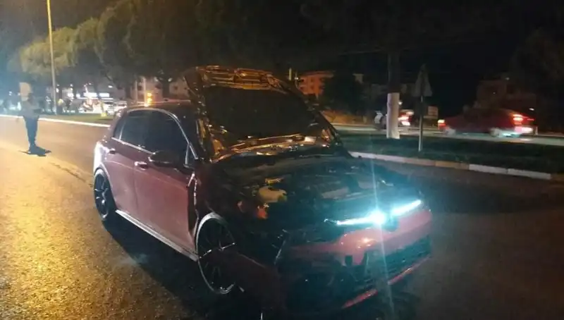 Balıkesir'de Motorlu Araç Kazası: 1 Hayatını Kaybetti, 1 Kişi Yaralandı
