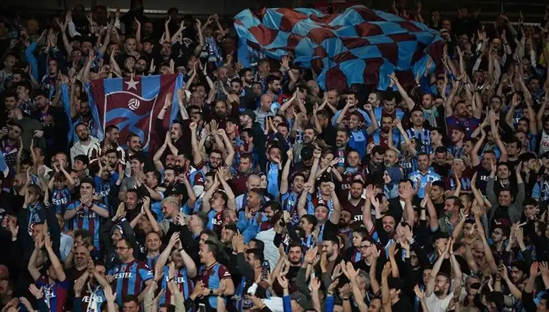 Trabzonspor-Galatasaray Maçı Biletleri Satışa Çıktı: Taraftarlar Heyecanlı!