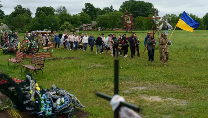 İngiliz Asker, Ukrayna'da Görevde Hayatını Kaybetti: Detaylar Ortaya Çıkıyor