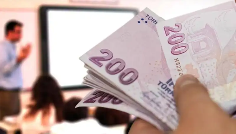 Öğretmen Maaşları 2025'te Yeniden Belirlendi: Uzmanlık Farkı Ne Olacak?