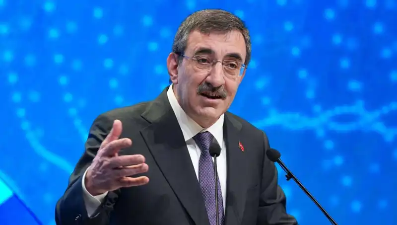 Cevdet Yılmaz'dan CHP Kurultay Davası İçin Çarpıcı Açıklama ve Üçüncü Alternatif