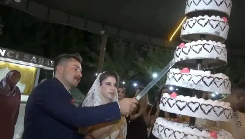 Düğün Sonrası Mutlu Günü Kabusa Çeviren Olay: Hastaneye Koşan Gelin
