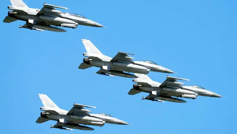 ABD’nin F-16 Eğitimi: Ukraynalı Pilotlar İçin 310 Milyon Dolarlık Yatırım