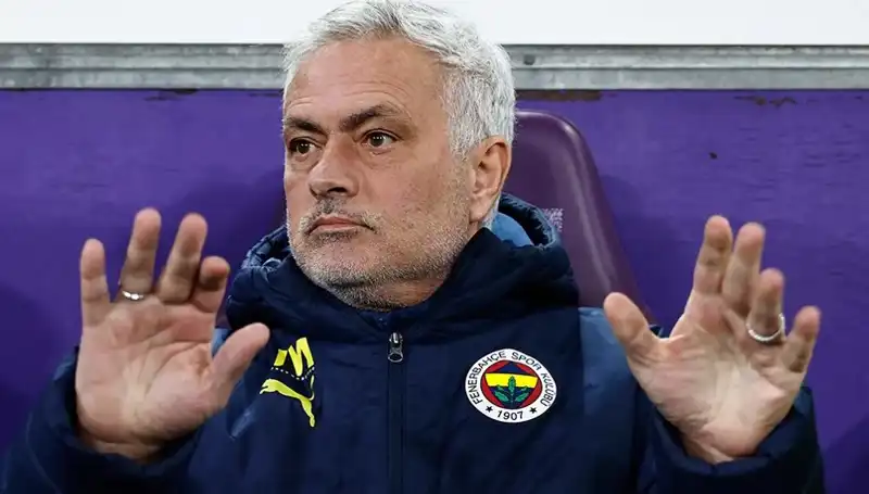 Mourinho’nun Kararlılığı: Beşiktaş’a Gitmesi Beklenen Yıldız Kaldı