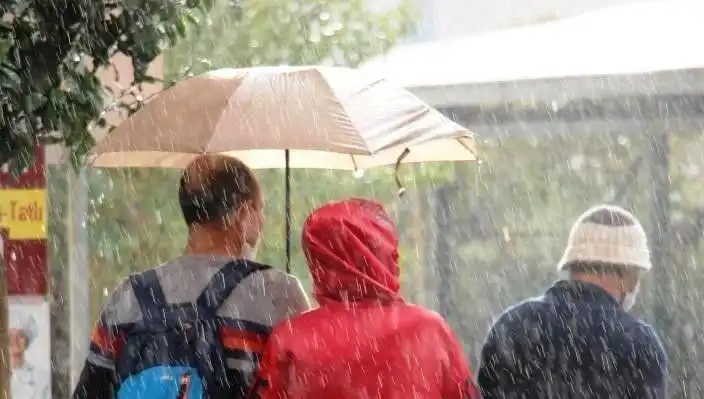 Aydın'da Sağanak Yağış Alarmı! Meteoroloji'den Kritik Uyarılar Geldi