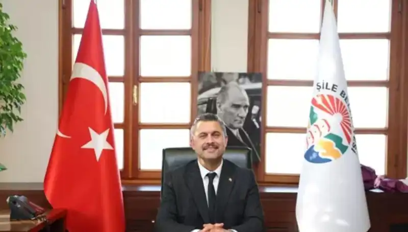 Şile’nin Dinamik Belediye Başkanı Özgür Kabadayı Kimdir? Tüm Ayrıntılarıyla Tanıyın!