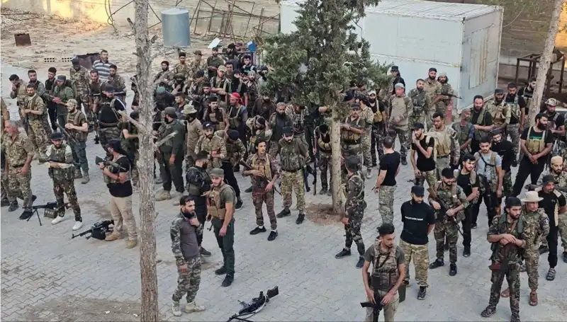 Suriye, PKK/YPG'ye Karşı Halep'e Askeri Sevkiyat Gerçekleştirdi