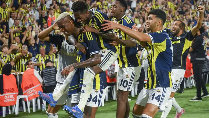 Fenerbahçe'nin Turist Akını: Kasa Doldu, Geleceğe Umutla Bakıyor