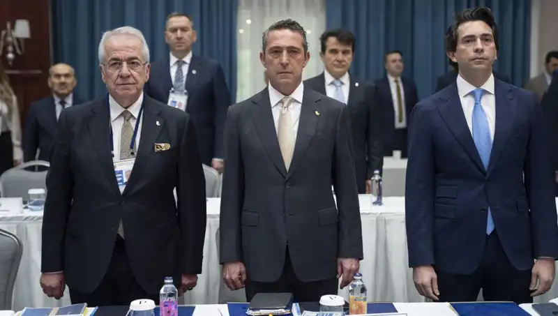 Fenerbahçe'de İmza Sayısı Rekor Kırdı: Hedefler ve Beklentiler